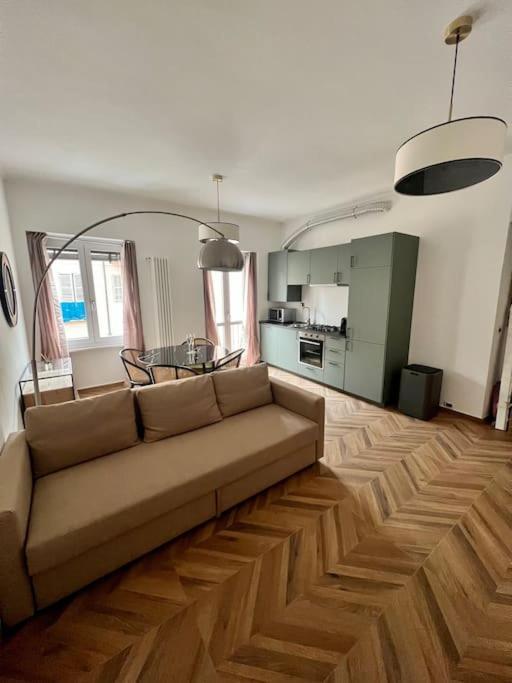 Casa Sassari - Vicino Porta Susa F.S. Turim Exterior foto